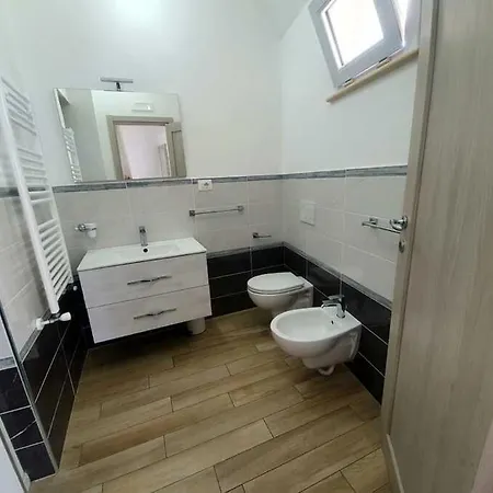A Due Passi Dal Centro *
