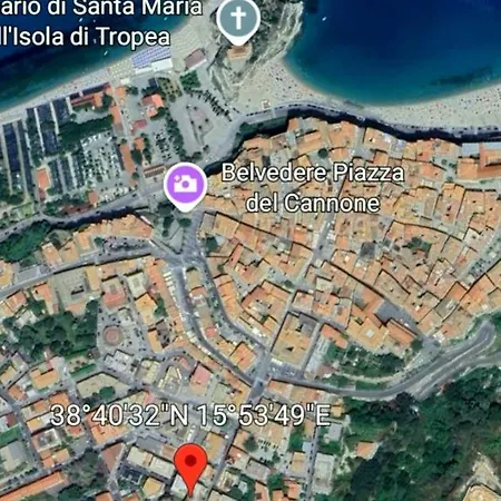 A Due Passi Dal Centro דירה