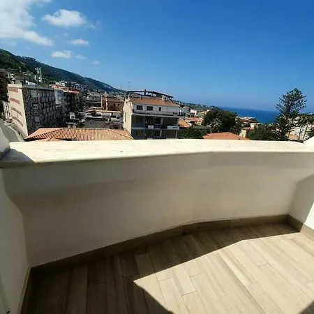 A Due Passi Dal Centro דירה טרופאה