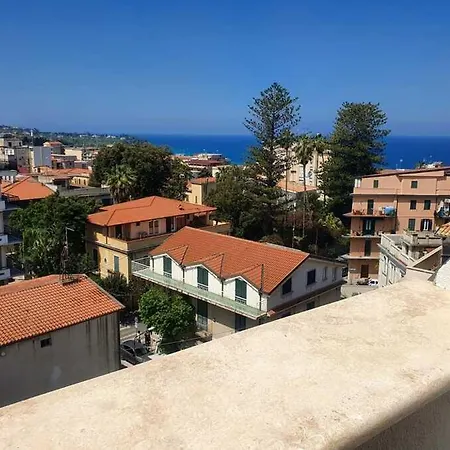 Apartment A Due Passi Dal Centro *