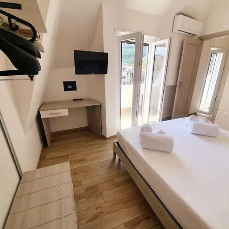 A Due Passi Dal Centro